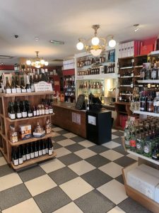la-cave-a-manger-village-blanc-vonnas